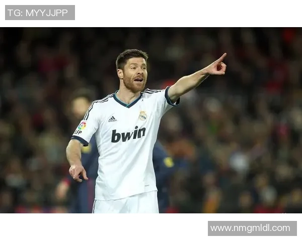 库德:皇马踢过没正统边后卫的竞赛;阿隆索不会被言论影响